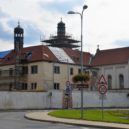 Unikátní projekt: Ze zámku v Dolních Břežanech bude hotel. V minulosti se zde školily červené barety - Dolní Břežany – zámek – rekonstrukce 1
