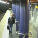 Spadla klec! Policisté zadrželi podvodníčka, který balamutil důvěřivé seniorky - Podvodník Praha (1)