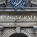 Pocta Vítězslavu Hálkovi - Statue_Vítězslav_Hálek_Place_Karlovo_Prague_8