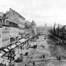 Národní muzeum - tramvaj na václavském náměstí