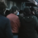 Před 36 lety bylo v Praze málo vánočních stromků a mnoho lidí ve frontách. Kde soudruzi udělali chybu? - vánoce 1981