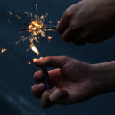 Použití zábavní pyrotechniky může mít katastrofální následky. - pyrotechnika, prskavky, rachejtle, ohňostroj