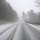 Vozovka je namrzlá, silnice jsou sjízdné jen s velkou opatrností - winter-2673850_960_720-1