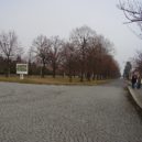 Památník Lidice - 1280px-Lidice-nove_namesti