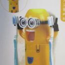 Padělky držátek vypadají jako postavičky Minions - celnice celní správa kartáčky minions