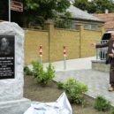 Na Karlovo náměstí se vrátil cestovatel Roezl. Jeho pomník vznikl tak trochu omylem - 4 obec josef hrudka odhaluje