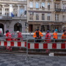 Na Malostranské probíhá výměna kolejnic za nové - Praha 1 Malostranská doprava omezený Výměna kolejnic