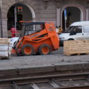 Na Malostranské probíhá výměna kolejnic za nové - Praha 1 Malostranská doprava omezený Výměna kolejnic