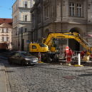 Na Malostranské probíhá výměna kolejnic za nové - Praha 1 Malostranská doprava omezený Výměna kolejnic