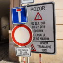 Na Malostranské probíhá výměna kolejnic za nové - Praha 1 Malostranská doprava omezený Výměna kolejnic