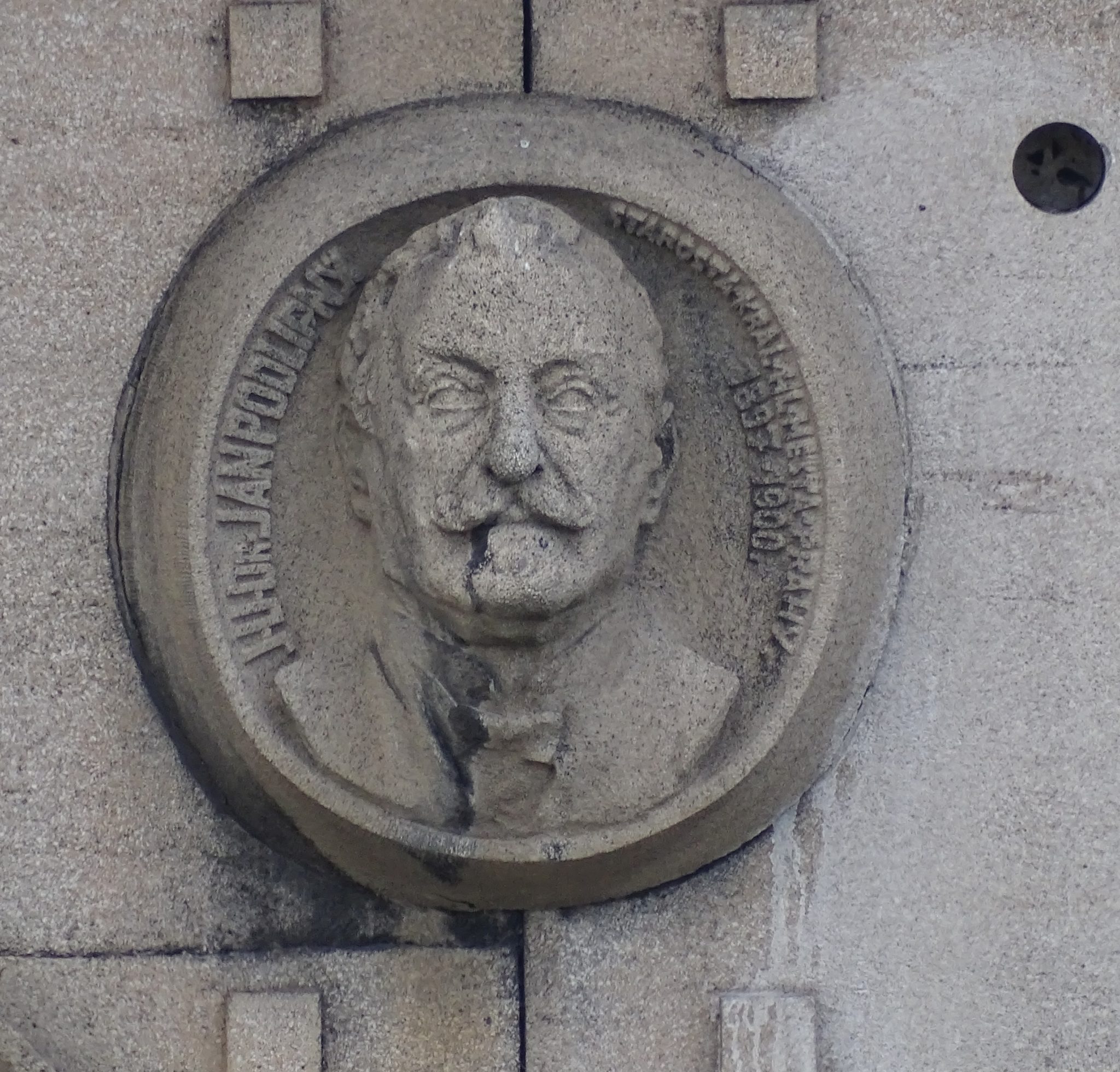 Obrázek #13 z 22