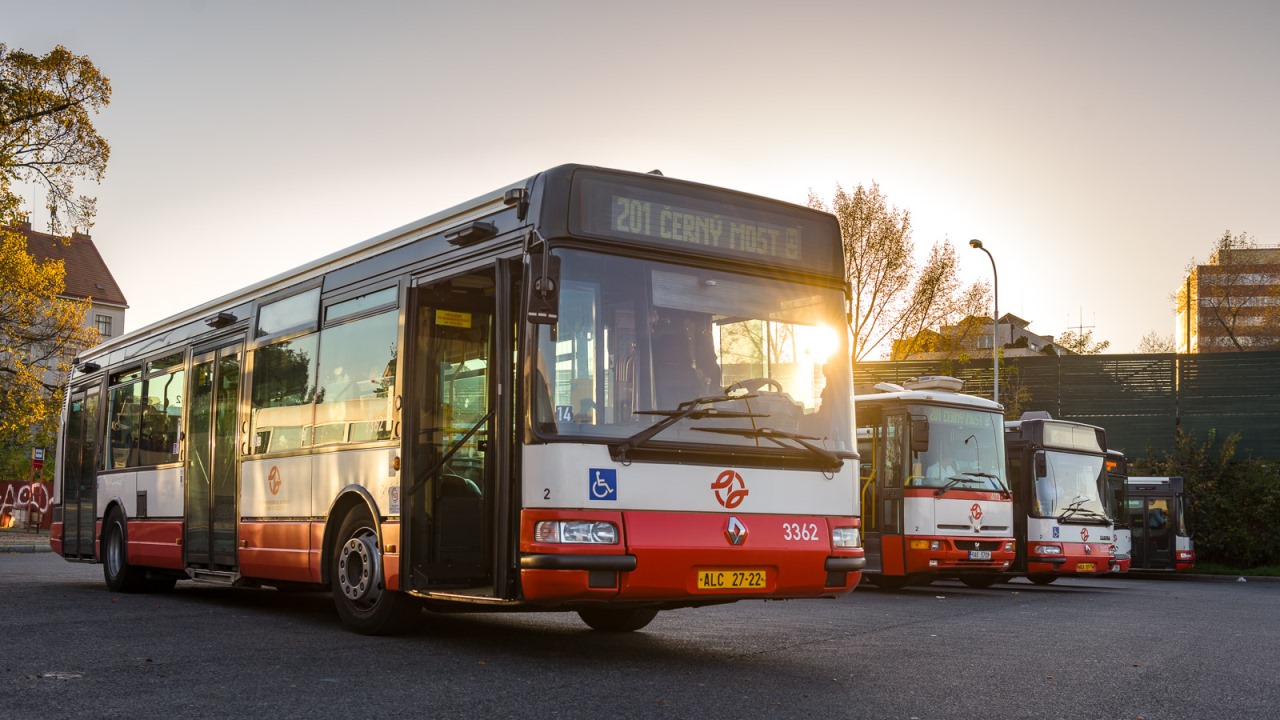 Dezinfekci autobusů ozónem dopravní podnik neplánuje, ozónem dezinfikuje jen tramvaje