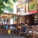 Hostinští z devítky toužící po zahrádce ušetří za poplatky - Předzahrádka, Praha 6