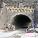 Výtoň je místo v pražském Podskalí - vyšehradský tunel
