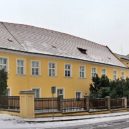 Zámek a park v Dolních Počernicích - Zámek Dolní Počernice