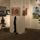 Obrazy jsou k vidění ve sklepení Galerie u Zlatého kohouta v Praze - Díla Radka Kubiny – foto Facebook Galerie u Zlatého kohouta