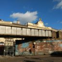 Jeřáby sundávali železniční most na Negrelliho viaduktu - Negrelliho viadukt železniční most Praha 8 Karlín
