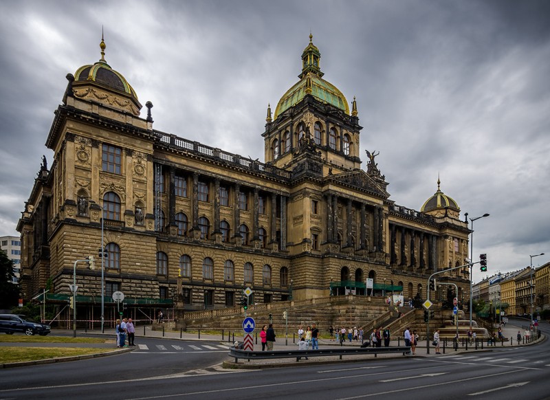 Praha v předvolebním boji. Dějiště: magistrála. Téma: doprava