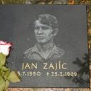 Jan Zajíc a Jan Palach, živé pochodně - images