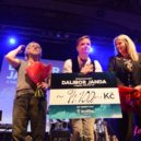 Dalibor Janda – koncert v Lucerně - Nadačnímu fondu Sudička byl předán výtěžek z koncertu 94 100 korun. Foto -Agentura Martin Production