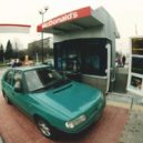 První Mekáč do Česka dorazil v roce 1992 - mcdonald retro