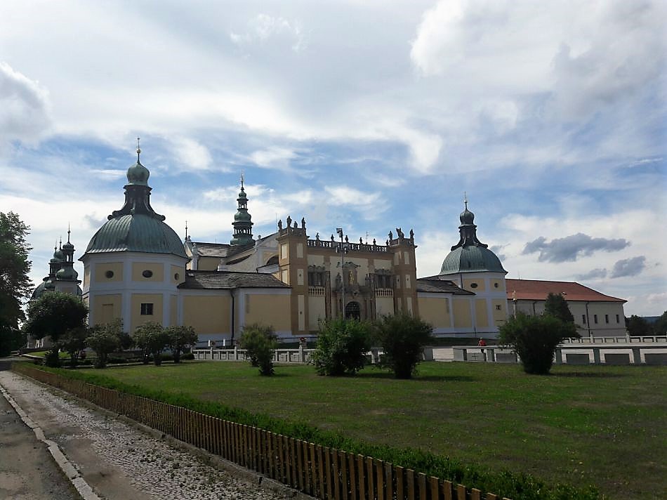 Svatou Horu v Příbrami už nezakrývají stromy. Město je kvůli pěknému výhledu nechalo odstranit