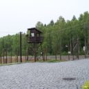 Památník Vojna Lešetice na Příbramsku - Tábor_Vojna,_vstupní_brána