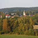 Karlštejn (Svratouch) + trasa z hradu Karlštejn na zámek Karlštejn - Obec Svratouch