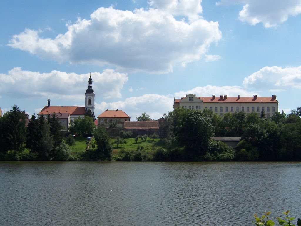 Chcete se mít dobře? Žijte ve středních Čechách a Praze. Vyhněte se Karvinsku a Orlové. Index kvality života rozhodl
