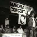 Winnie Mandelová - Winnie uvádí koncert na podporu svého muže 17. 7. 1988
