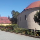 Zámek Roztoky výstava - Areál roztockého zámku 3 – foto AC
