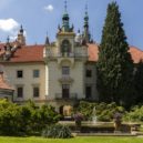Třetí nejnavštěvovanější místo ve středních Čechách je průhonický zámek a arboretum - Velke-nadvori