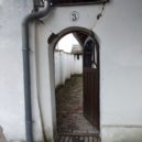 Vítězslav Hálek – rodný dům - Vchod do rodného domku Vítězslava Hálka – foto AC