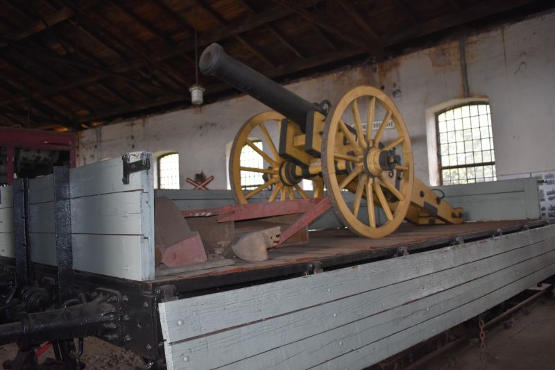 Obrázek #2 z 24