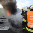 Na strakonické shořela dodávka s nábytkem - Na strakonické shořela dodávka s nábytkem