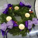 Postup výroby adventních věnců a svícnů - adventní věnec – foto AC