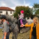 Jak vypadá svět z koňského hřbetu - 44315836_1019016988277921_8211654939382906880_n