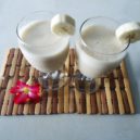 Banánové smoothie - banány smoothie koktejl drink