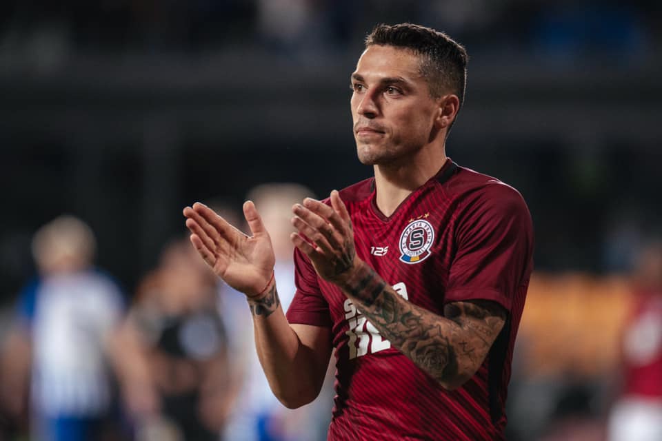Ve Spartě pokračují velké čistky, naopak Bohemka dále posiluje