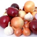 Přírodní antibiotika máte v kuchyni - cibule, česnek, zelenina