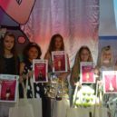 Oblečení z recyklovaných materiálů předvedli žáci na molu - DSC_0954