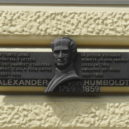 Alexander von Humboldt - Plaketa na Lázeňském domě Beethoven v Teplicích