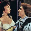 Gina Lollobrigida - 26 – Film Zvoník u Matky Boží (1956) -CSFD