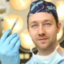 Plastický chirurg Jiří Bayer - 1_Plastický chirurg Jiří Bayer z Kliniky GHC Praha_foto Klinika GHC Praha_repro zdarma