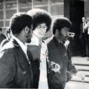 Angela Davisová - Angela Davis přichází k předběžnému řízení u soudu v San José – archiv autora