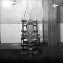 Poprava na elektrickém křesle - Elektrické křeslo, na kterém byl roku 1890 popraven William Kemmler – wikipedie