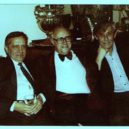 Viktor Platonovič Někrasov - Vladimir Maksimov, Mstislav Rostropovič a Viktor Někrasov v Paříži v roce 1978 – wikipedia