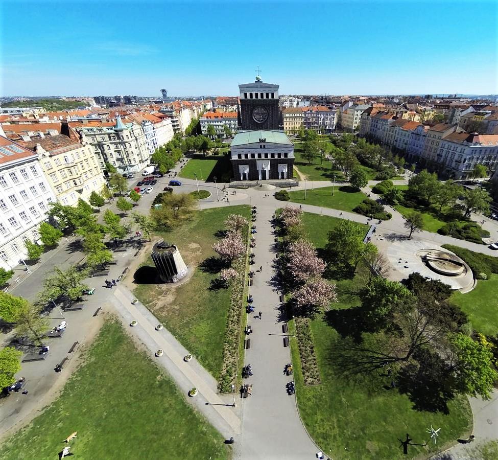 Velká úprava náměstí Jiřího z Poděbrad bude zřejmě v roce 2021