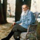 Lev Nikolajevič Tolstoj - Barevný fotografický portrét L.N. Tolstoje v Jasné Poljaně, vytvořil S.M. Prokudin-Gorsky v květnu 1908-wikipedia