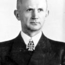 Velkoadmirál Dönitz - Dönitz jako velkoadmirál v roce 1943 – wikipedia